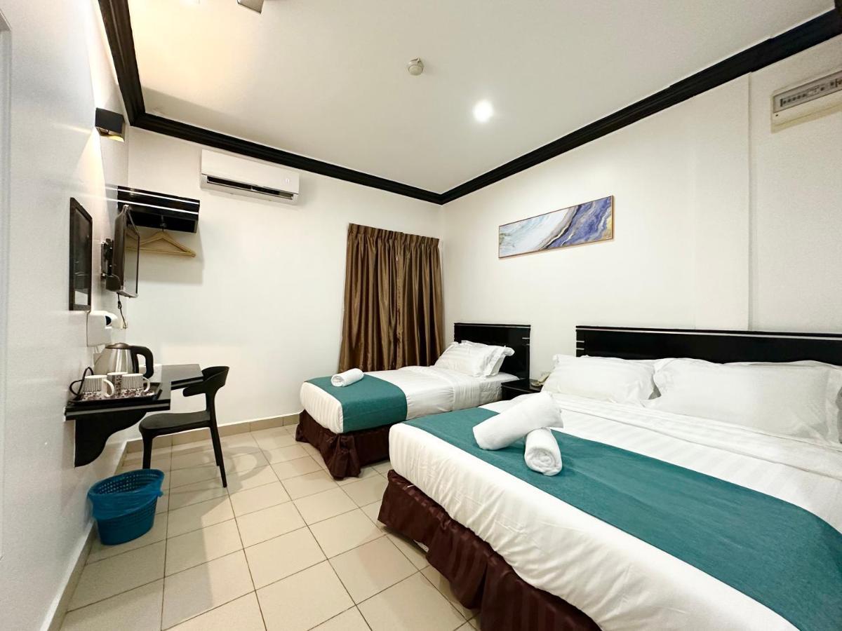 Hotel Tourist City Centre By Hotspot Essential Kota Kinabalu Exterior photo