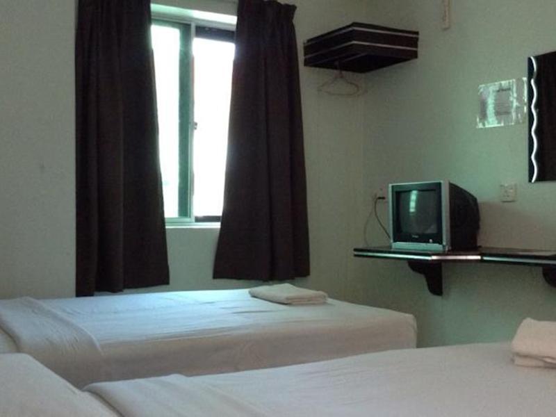 Hotel Tourist City Centre By Hotspot Essential Kota Kinabalu Exterior photo